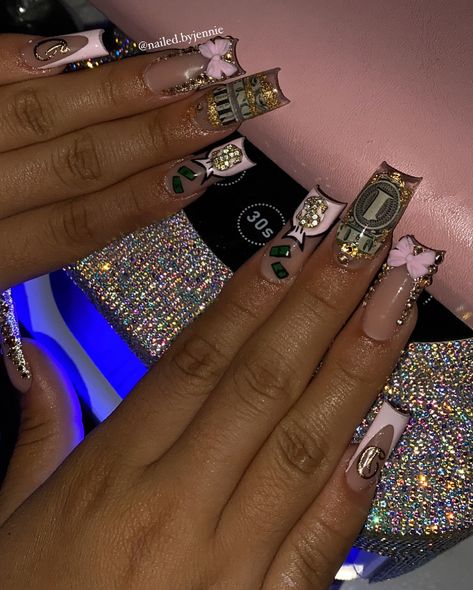 I love a good money set😍💰🎀 . . . Dm to book!💖 @nailed.byjennie #longnails #blingnails #moneynails #frenchnails #pinknails #nailart #nailsofinstagram #viralnails #viralpost #nailsofinstagram #fresnonails #fresnonailtech #explorepage Short Money Nails, Money Nail Set, Money Acrylic Nail Design, Money Set Nails, Pink Money Nails, Money Nails Designs, Fye Nails, Money Nails, Nail Board