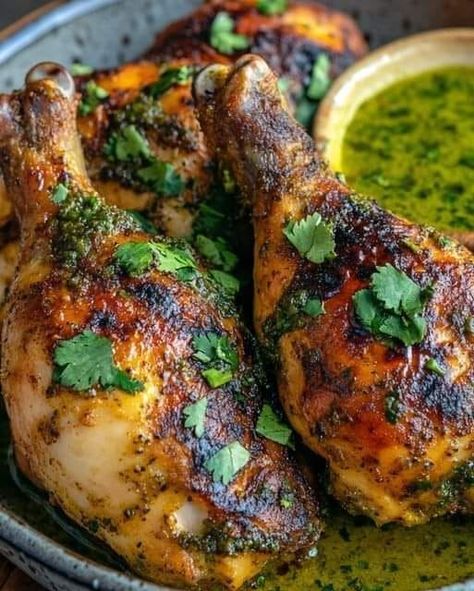 Easy Recipes Aji Verde Sauce, Peruvian Chicken Recipe, Chicken Verde, Peruvian Chicken, Verde Sauce, Peruvian Recipes, Green Sauce, Chicken Drumsticks, Gluten Free Chicken