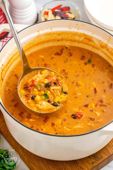 Red Chicken Enchilada Soup, Chicken Enchilada Soup With Cream Cheese, Easy Chicken Enchilada Soup Crock Pot, Enchalidas Soup, Crock Pot Enchilada Soup, Turkey Enchilada Soup, Baja Chicken Enchilada Soup, Chicken Enchilada Soup Stovetop, Chilis Chicken Enchilada Soup Recipe