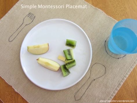 Montessori Placemat, Homemade Baby Toys, Montessori Parenting, Toddler Curriculum, Diy Placemats, Diy Montessori, Montessori Bedroom, Montessori Diy, Montessori Room