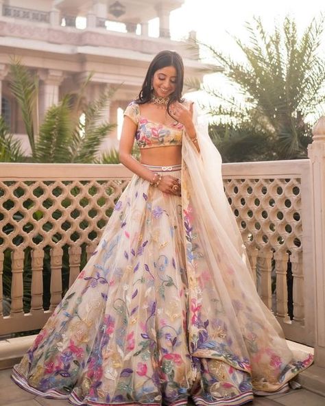 Sunaina Khera on Instagram: "A bridal dream🤍🌈" Sunaina Khera Lehenga, Summer Lehenga, Sunaina Khera, Shaadi Outfits, Floral Print Wedding Dress, Indian Fits, Indian Things, Desi Vibes, Thrifted Fashion