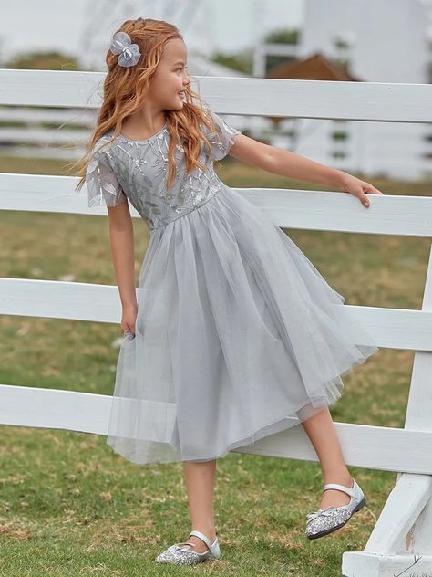 Sweet Flower Girl Dress | Grey Sequin & Tulle with Flutter Sleeves - Ever-Pretty US#flowergirl#flowergirldresses#children'sclothing#flowergirllacedresses#parent-childoutfit Gray Flower Girl Dress, Grey Flower Girl Dress, Silver Flower Girl Dress, Beautiful Formal Dresses, Affordable Formal Dresses, Gray Flower Girl, Ruffles Sleeves, Rain Wedding