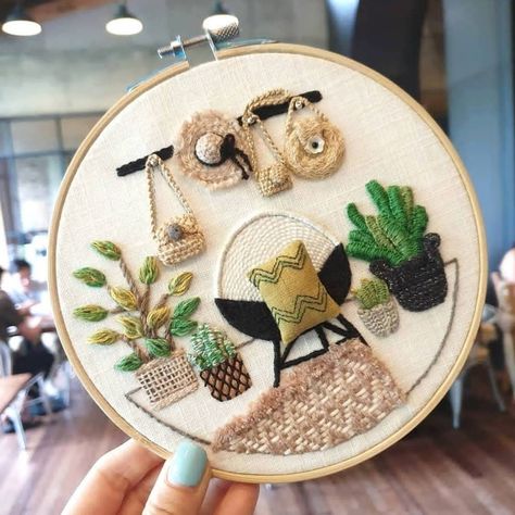 Embroidery Hoop Decor, Embroidery Wall Art, Hand Embroidery Projects, Pola Sulam, Embroidery Flowers Pattern, Pottery Handmade, Creative Embroidery, Hand Embroidery Design Patterns, 자수 디자인