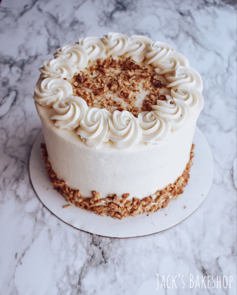 Carrot Cake Layer Cake, Carrot Cake Birthday Cake Ideas, Layered Carrot Cake With Cream Cheese Frosting, Square Carrot Cake Decoration, Carrot Cake For Wedding, Carrot Cake Grooms Cake, Carrot Cake Cupcakes Decoration, Carrot Birthday Cake For Men, Elegant Carrot Cake Decoration