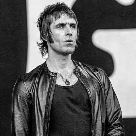 British Hairstyle, Vintage Hairstyles For Men, Supersonic Oasis, Punk Haircut, Mod Hair, Mens Hairstyle, New Hair Do, Mullet Haircut, Liam Gallagher