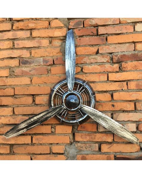 Industrial Air Plane Propeller Metal Wall Clock Plane Propeller, Propeller Wall, Wind Ornaments, Industrial Decoration, Yellow Clocks, Wrought Iron Wall Decor, Red Clock, Airplane Propeller, Aircraft Propeller