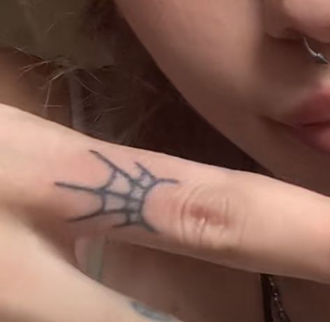 Spiderweb Stick And Poke, Gothic Stick And Poke, Stick And Poke Designs, Tattoo Parlor, Stick N Poke Tattoo, Spider Tattoo, Poke Tattoo, Stick And Poke, Tattoo Parlors