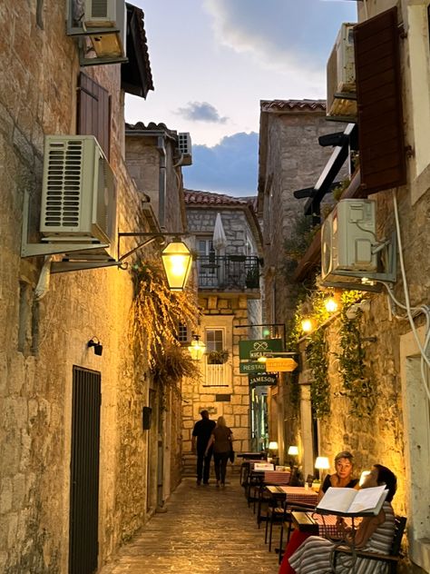 A picture taken in the evening in the old town of Budva, Montenegro Old Town Budva, Stari Grad, Book Nooks, Girls Trip, Old Town, Milan, Architecture, Travel, Quick Saves