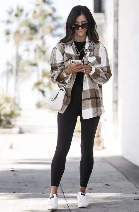 Shacket Outfit, Look Legging, Stylish Fall Outfits, Cute Fall Outfits, Casual Winter Outfits, Plaid Jacket, Fall Fashion Outfits, Casual Fall Outfits, Business Casual Outfits