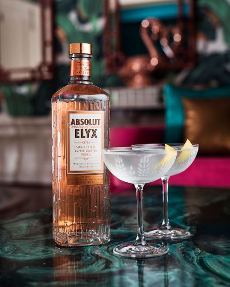 Its elegance is in its simplicity. Enjoy the classic martini with the vodka that’s Handmade, for Real.n •••nThe Elyx Martinin5 parts @AbsolutElyxn1 part Lillet Blanc AperitifnCombine all ingredients in a mixing glass and stir over cubed ice. Strain into a chilled cocktail coupe and garnish. Absolut Elyx Vodka, Moonshine Distillery, Absolut Elyx, Vodka Gifts, Wine Glassware, Flavored Rum, Gin Brands, Beer Glassware, Vodka Brands