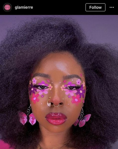 Makeup Looks Abstract, Fun Makeup Inspiration, Playful Makeup Looks, Cute Eyeshadow Ideas Colorful, Green Makeup Looks Creative, Spring Theme Makeup, Fun Birthday Makeup Looks, Makeup Looks With Face Paint, Creative Eye Makeup Black Women