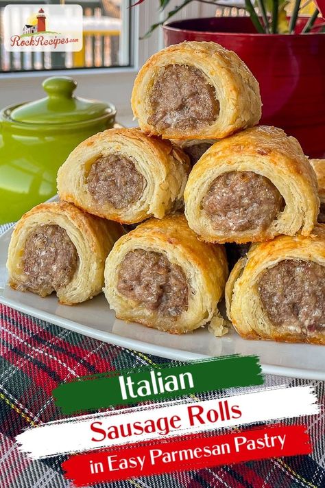 Italian Sausage Appetizers, Italian Sausage Rolls, Cooked Sandwiches, Sausage Roll Pastry, Best Sausage Roll Recipe, Pastry Snacks, Wings Recipe Baked, Sausage Appetizers, Homemade Sausage Rolls