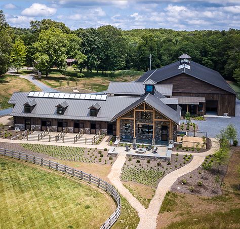 Luxury Horse Stables, Luxury Horse Barns, Dream Barn Stables, Barn Layout, Horse Barn Ideas Stables, Horse Barn Designs, Dream Stables, Dream Horse Barns, Master Planning