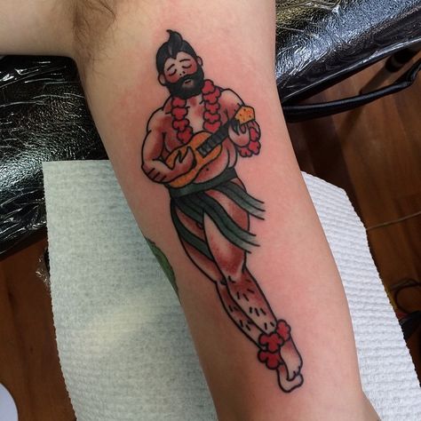 Based on sailor jerry flash #bigboypinups @jamie_august #bright_and_bold… American Style Tattoo, Pin Up Tattoo, Gay Tattoo, Pinup Tattoo, Explore Tattoo, Hawaiian Tattoo, Old School Tattoos, Mermaid Tattoo, Pin Up Tattoos