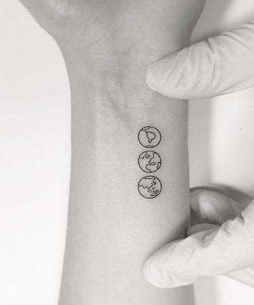 Tattoos For Creatives, Tiny Earth Tattoo, Europe Tattoo Ideas, Globe Tattoos, Earth Tattoo, 10 Tattoo, Planet Tattoos, Marquesan Tattoos, Small Girl Tattoos