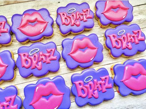 Bratz Cookies, Bratz Adult Party, Brats Cake, Bratz Cake Ideas, Bratz Themed Birthday Party, Bratz Birthday Party Ideas, Bratz Birthday, Bratz Party, 23 Birthday