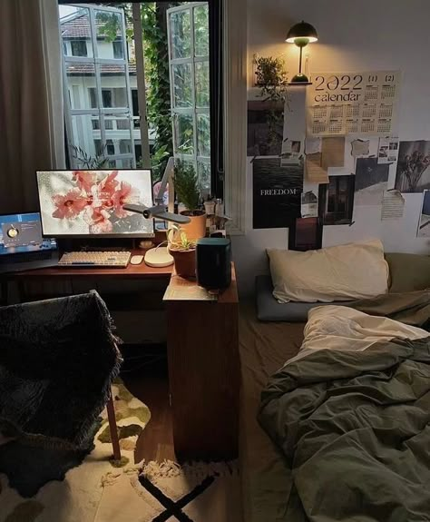 Dorm Room Inspo, Uni Room, Room Decoration Ideas, Dorm Inspo, Room Redesign, Future Room, Cozy Room Decor, Dreamy Room, Room Design Bedroom