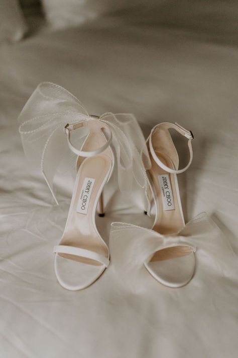 Kasut Pengantin Perempuan, Kasut Kahwin, Bridal Heels, Fancy Shoes, Shoe Inspiration, Shoe Inspo, Aesthetic Shoes, Bride Shoes, Wedding Heels