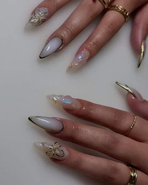 Fuzzy Nails, Cc Nails, Coffin Nails Ombre, Matte Nails Design, Pointed Nails, Simple Acrylic Nails, Glamorous Nails, Minimalist Nails, Luxury Nails