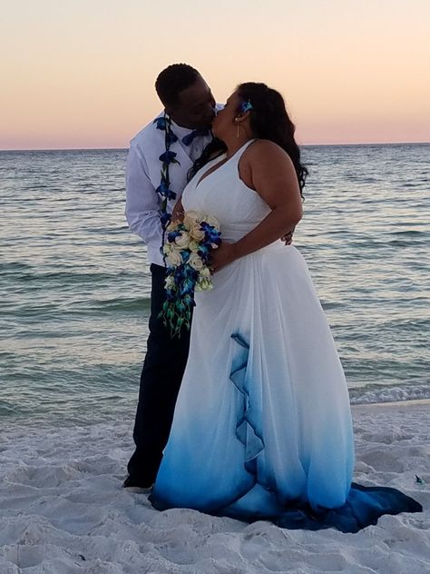 Blue Dip Dye Wedding Dress, White To Blue Ombre Dress, Teal Blue Wedding Dress, White And Turquoise Wedding Dress, Non Traditional Beach Wedding Dress, Colorful Beach Wedding Dress, Plus Size Blue Wedding Dress, Turquoise Wedding Dresses The Bride, White Wedding Dress With Blue Accents