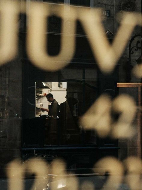 Paris On Film, Street Foto, Cinematic Aesthetic, Cinematic Shots, Travel Film, Blur Photography, Photography Blogs, Saul Leiter, Film Inspiration