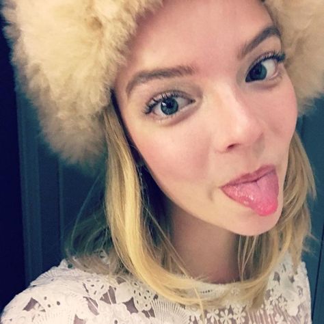 Anna Taylor Joy, Anya Joy, Anna Taylor, The Queen's Gambit, Anya Taylor Joy, Pretty People, A Woman, Actresses, Actors