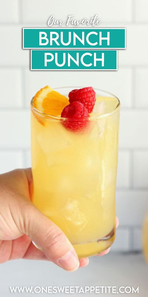 Kickstart your Mother's Day and get the party started with this irresistible brunch punch drink recipe! Trust us, it's the liquid magic that will elevate your festive morning and dazzle your guests. Packed with vibrant flavors, a hint of citrus bliss, and a splash of fun, this breakfast punch is your ticket to hosting an unforgettable Mothers Day this spring - replace the ginger ale with your favorite prosecco or sparkling wine for a snappy brunch cocktail. Easy Shower Punch Recipes, Vintage Punch Recipe, Quick Punch Recipe, Punch For Bridal Shower Recipes, Punch For Baby Shower Recipe, Breakfast Punch Non Alcoholic, Breakfast Drinks Nonalcoholic, Easy Party Punch Non Alcoholic, Cold Brunch Ideas