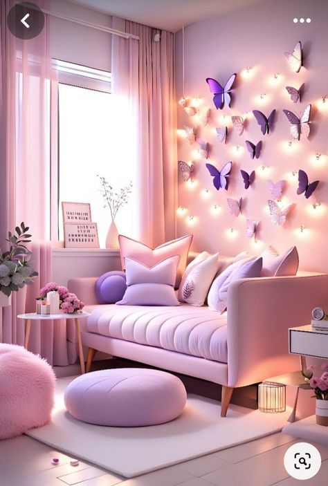 Purple Room Wall Ideas, Soft Purple Bedroom Ideas, Butterfly Living Room Ideas, Living Room With Pink Walls, Pink And Purple Home Decor, Purple Butterfly Room Ideas, Butterfly Wall Paint, Pink And Purple Room Ideas Bedrooms, Pink Room Decor Of Your Dreams