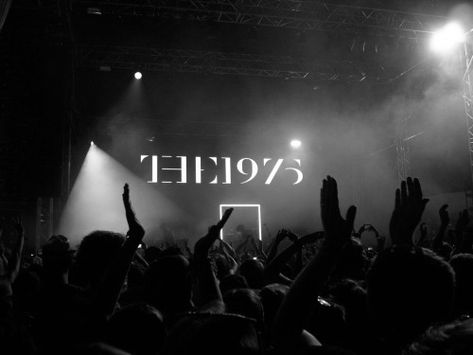 The 1975 Wallpaper, Grace Abounds, Aesthetic Widgets, Matty Healy, Music Wall, The 1975, Laptop Wallpaper, Cool Bands, God Bless