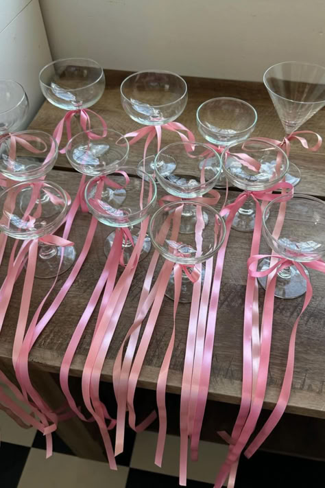 Hosting this festive season? Why not add some whimsy to the occasion with some vintage glassware and ribbons to elevate your drinks. From champagne flutes to coupes. Luminarc wine glasses to martini glasses. Explore the edit of party essentials. Image via talliia on Instagram. Valentinstag Party, Birthday Dinner Party, Galentines Party, Valentine Dinner, Hosting Holidays, 20th Birthday, Valentines Party, Birthday Dinners, Decoration Table