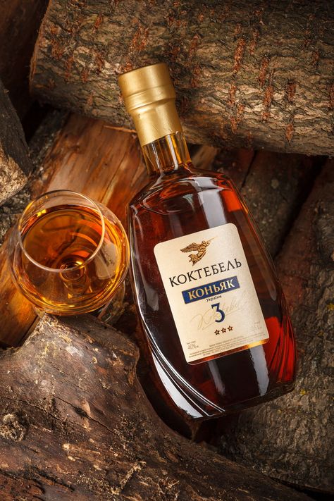 Koktebel Brandy Bottle and Label Design - World Brand Design Society Brandy Bottle, Alcohol Packaging, Glass Photography, Consumer Packaging, Whisky Bottle, Alcohol Bottles, Cigars And Whiskey, New Packaging, Bottle Packaging