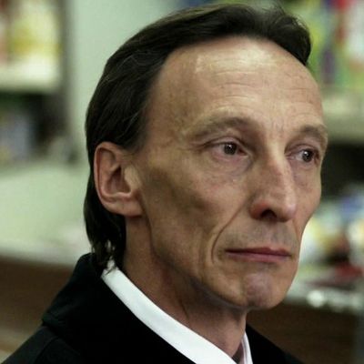 Julian Richings, Four Day Weekend, Horsemen Of The Apocalypse, Winchester Boys, Supernatural Seasons, Supernatural Cast, Man Character, Sci Fi Movies, Through The Looking Glass