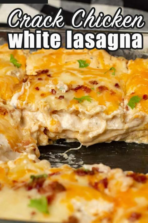 Cheesy Chicken Casserole, White Lasagna, Cheesy Ranch, Lasagna Casserole, Chicken Lasagna, Low Carb Meal, Rotisserie Chicken Recipes, Ritz Crackers, Ranch Seasoning