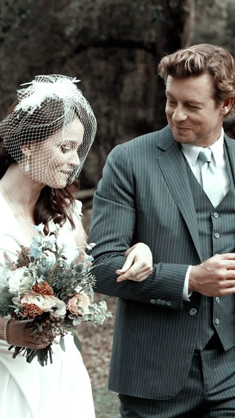 The Mentalist Lisbon Wedding, I Love Simon, Patrick Jane, Cop Show, Robin Tunney, Wedding Movies, Classic Television, Movie Shots, Simon Baker