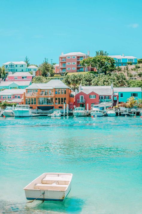 11 Best Things To Do In Bermuda Bermuda Travel, Porto Rico, Caribbean Travel, Hand Luggage, Home Inspiration, Caribbean Islands, Travel Goals, Luxor, Travel Inspo