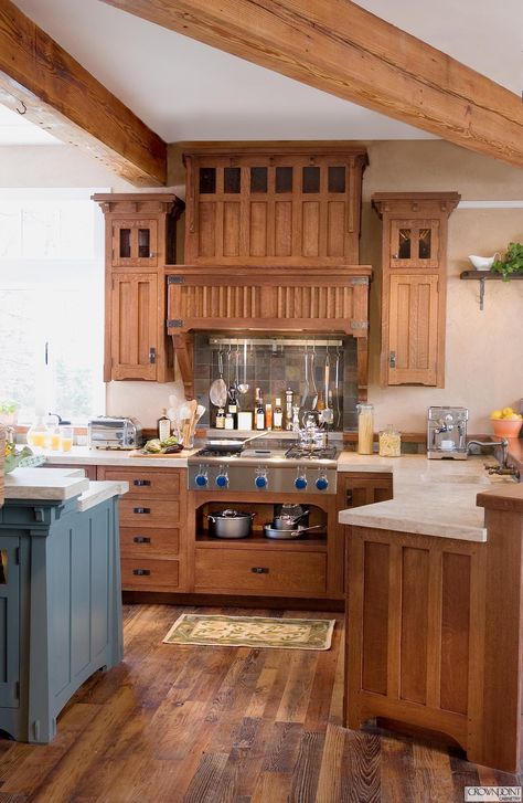 Craftsman Kitchen Design, Mission Style Kitchen Cabinets, Mission Style Kitchens, Craftsman Style Kitchens, Craftsman Kitchens, Crown Point Cabinetry, Craftsman Style Kitchen, Model Dapur, Two Tone Kitchen Cabinets