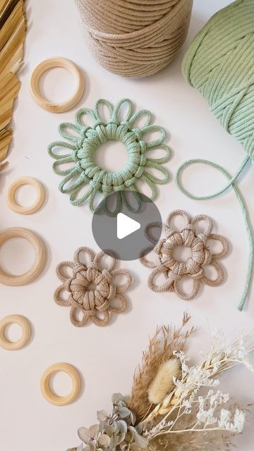 🌸Bochiknot on Instagram: "DIY macrame flower ring 🌸 Here’s a quick and easy macrame flower made on a ring with vertical larks head knots. These make cute little add ons for your macrame projects 🌸💕 Cord lengths used: Large flower (2” ring) - 210cm cord length Small flower (1” ring) - 120 cm cord length" Macrame Flower Holder, Macrame In Ring, How To Make A Macrame Flower, Macrame Around A Ring, Macrame Magnet Diy, Macrame Sunflower Tutorial, Easy Macrame Tutorial, Cord Crafts Diy, Spring Macrame Ideas