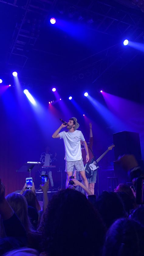 #chicago #ajr #lolla #lollapalooza #houseofblues #summer #concert #coolpic #upclose #performing #stage #onstage #wallpaper Ajr Concert, Violin Songs, Summer Concert, Concert Tickets, 2024 Vision, Mood Boards, Vision Board, Chicago, Songs