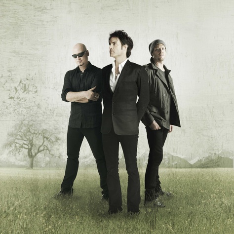 Everything about #Train makes me so freaking happy. They are amazing live. I cannot wait to go to another one of their concerts <3 <3 Hey Soul Sister, Train Band, Train Music, Band Wallpapers, Soul Sister, First Dance Songs, Sing To Me, I Love Music, Soul Sisters