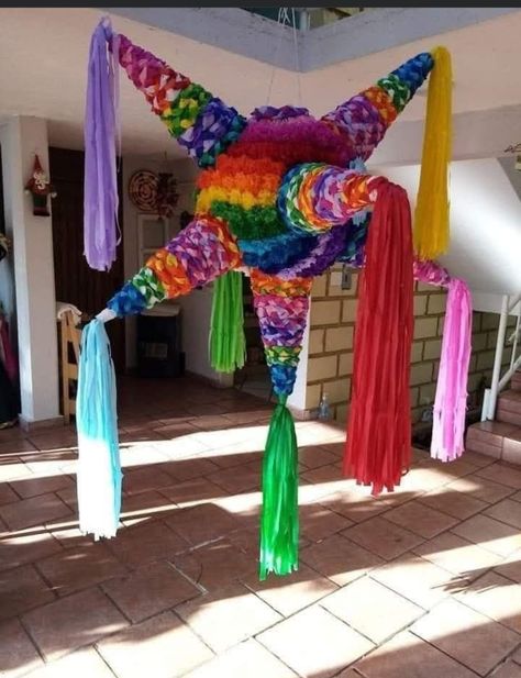 Pinatas Mexicanas, Mexican Piñatas, Christmas Piñatas, Mexican Pinata, Mexico Christmas, Quince Themes, Mexican Baby Shower, Mexican Party Decorations, Piñata Ideas