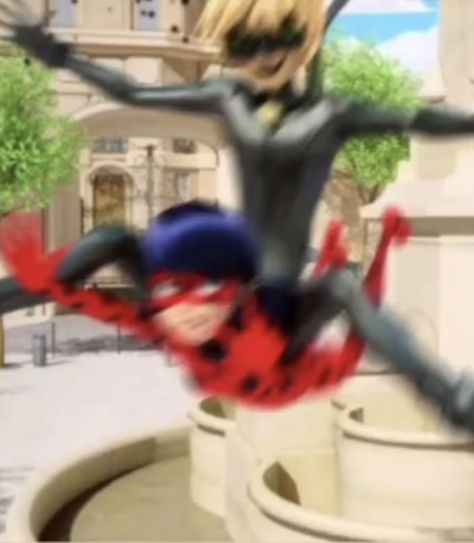 Lucas Jade Zumann, Catnoir And Ladybug, Ladybug Funny, Ladybug And Cat Noir, Ladybug Wallpaper, Miraculous Ladybug Memes, Miraculous Ladybug Fanfiction, Crazy Funny Pictures, Miraculous Ladybug Movie