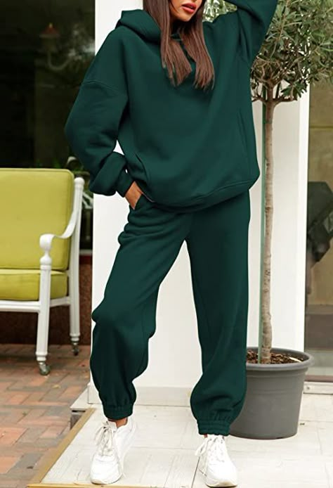 Sweatshirt Sweatpants Set, Matching Hoodie And Sweatpants Set, Matching Sweatsuit Outfits Women, Jogger Sets For Women, Matching Tracksuit Set, Green Sweatsuit Outfit, Comfy Matching Set Outfit, Womens Sweatsuit Outfits, Matching Sweat Set Outfit