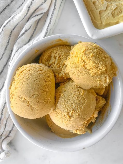 This homemade pumpkin ice cream is easy to make with an ice cream maker! It's also vegan, gluten free, dairy free and refined sugar free. Dairy Free Ice Cream Maker Recipes, Homemade Pumpkin Ice Cream, Cherry Pie Bars Recipe, Gluten Free Snickerdoodle Cookies, Oatmeal Bars Healthy, Ice Cream Vegan, Cherry Pie Bars, Gluten Free Snickerdoodles, Paleo Ice Cream