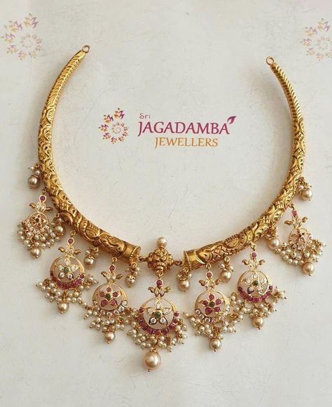 Pink Aesthetic Jewelry, Kanti Necklace, Jewelry Aesthetic Gold, Aesthetic Gold Jewelry, Guttapusalu Necklace, Choker Jewellery, Rajputi Jewellery, 21 February, Aesthetic Gold