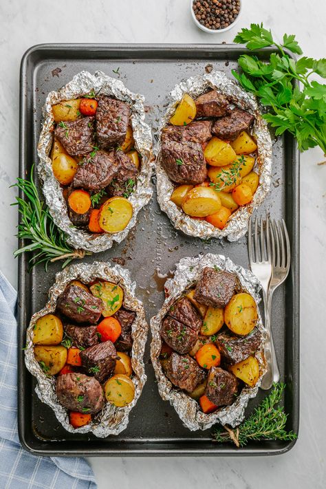 Steak and Potato Foil Packs - Easy Peasy Meals Steak Tin Foil Dinners, Sirloin Sheet Pan Dinner, Steak Bites Foil Packets Oven, Sheet Pan Beef And Potatoes, Beef Tips Sheet Pan Dinner, Easy Sheet Pan Dinners Steak, Stew Meat Sheet Pan Dinner, Aluminum Pan Meals, New Dinner Ideas Families Main Dishes