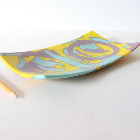 A fused glass art plate with an abstract yellow, purple and green design. Bullseye Glass, Glass Fusing, Online Tutorials, Fused Glass Art, Glass Artists, Fused Glass, Kiln, Pittsburgh, Portland