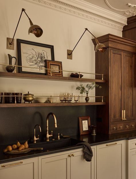 Architectural Digest Kitchen, Walnut Kitchen Island, Georgian Revival, Colonial Kitchen, Style Deco, Kitchen Cabinetry, Custom Kitchen, Interior Design Firms, Kitchen Style