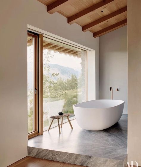 Window Bathtub, Bathroom With Bathtub, Tropical Bathroom, Wood Ceiling, Big Windows, Budget Bathroom, Bad Design, Easy Home Decor, House Bathroom