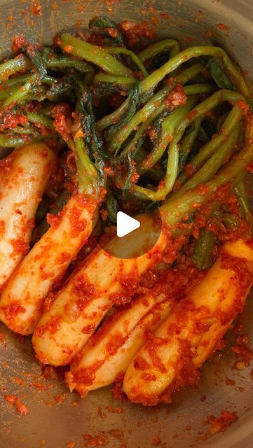 Stephanie Tea on Instagram: "I  love all sorts of kimchi but this is one of my favorites! I love the crunch and texture of this ponytail kimchi aka chonggak kimchi 🤤

You have to give this recipe a try and let me know how you like it! 

➡️ Recipe: Chonggak Radish Kimchi

- [ ] 2 lbs ponytail radish 
- [ ] 1/4 cup course sea salt 

Broth—
- [ ] 2 cups water 
- [ ] 8 dried anchovies, remove head 
- [ ] 1 large Kombu sheet(dried kelp) 
- [ ] 6 garlic, whole cloves
- [ ] 1 small onion

Mashed potatoes— 
- [ ] 1 small russet potato

Seasoning— 
- [ ] 1/4 cup Gochugaru, coarse 
- [ ] 2 tbsp Gochugaru, fine
- [ ] 2 tbsp fish sauce 
- [ ] 1 tbsp honey 
- [ ] 1/2 tbsp sugar 
- [ ] 2 tsp kosher salt 

Paste—
- [ ] 6-8 garlic cloves
- [ ] 1 small onion, cubed 
- [ ] 1 small Fuji apple or Asian pear, Onion Mashed Potatoes, Dried Anchovies, Potato Seasoning, Radish Kimchi, Fuji Apple, Asian Foods, Russet Potatoes, Anchovies, Fish Sauce