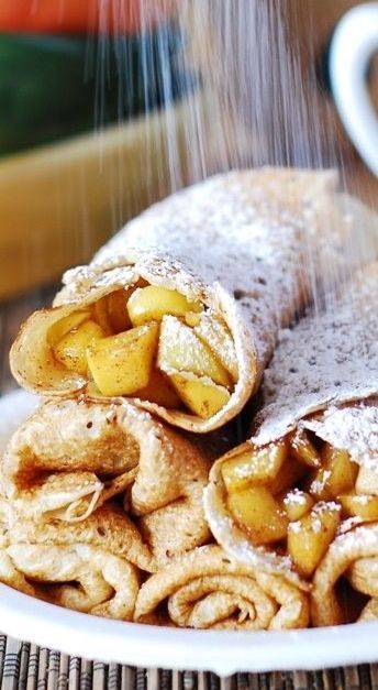 Apple cinnamon crepes, or apple pie – in a crepe!  | JuliasAlbum.com | apple desserts, breakfast recipes, #crepes #apples #cinnamon #applecrepes Cinnamon Crepes, Sweet Crepes, Crepe Recipes, Think Food, Apple Desserts, Apple Cinnamon, Eat Dessert, Apple Recipes, Yummy Breakfast